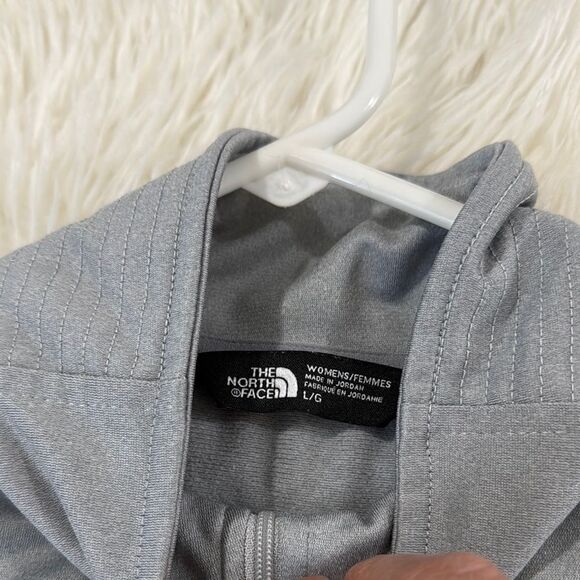 The North Face Gray Quarter-Zip Pullover with Colorful Logo - Picture 5 of 8